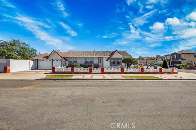 Stanton, CA 90680,7752 Chester Avenue