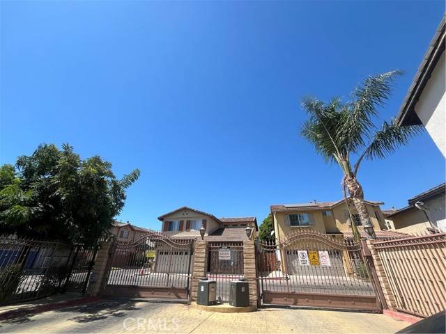 North Hills (los Angeles), CA 91343,9266 Juneberry Lane