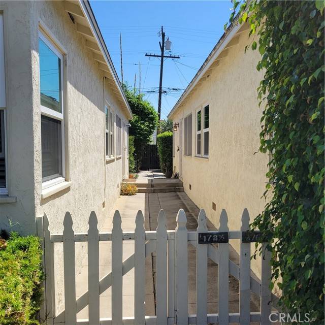 Long Beach, CA 90803,178 Saint Joseph Avenue