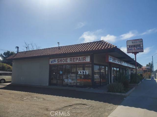 Anaheim, CA 92806,506 S State College Boulevard