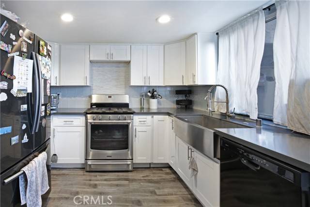 Bellflower, CA 90706,16126 Cornuta Avenue #111