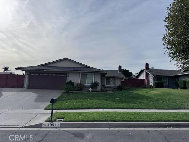 Highland, CA 92346,27888 Rainbow Lane