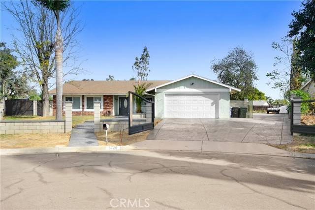 Jurupa Valley, CA 91752,5720 Polaris Court