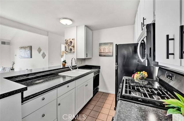 La Mirada, CA 90638,15237 Santa Gertrudes Avenue #U201