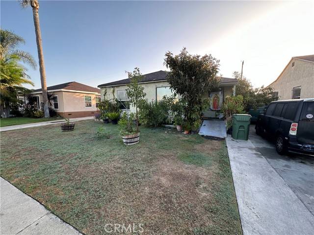 Compton, CA 90221,1512 S Butler