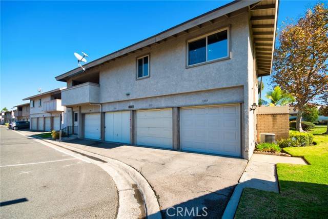 Placentia, CA 92870,1207 N Kraemer Boulevard #4