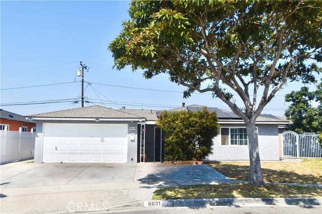 Westminster, CA 92683,8831 Rathburn Avenue