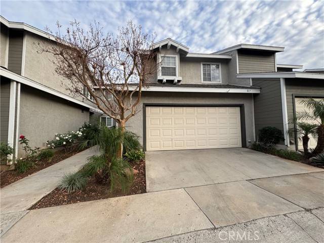 Corona, CA 92882,817 Live Oak Place