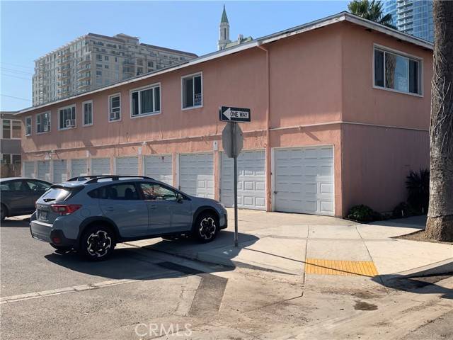 Long Beach, CA 90802,930 E 1st Street #10