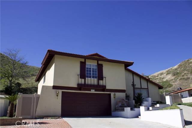 Newhall (santa Clarita), CA 91321,18934 Tenderfoot Trail Road