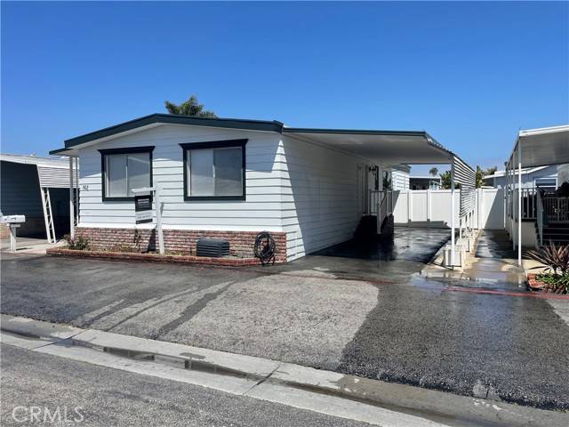Huntington Beach, CA 92648,20701 Beach Boulevard #142