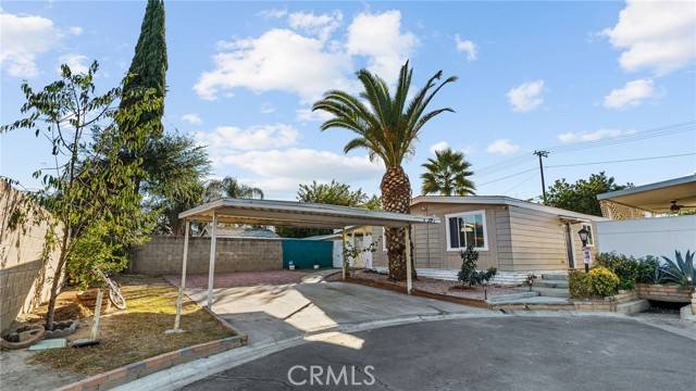 Pomona, CA 91766,1601 S Garey #39