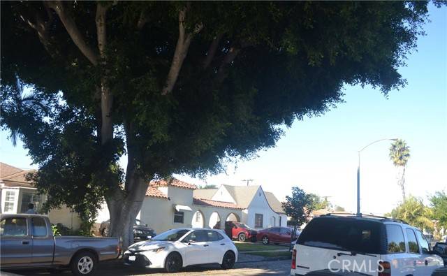 South Gate, CA 90280,10031 San Anselmo Avenue