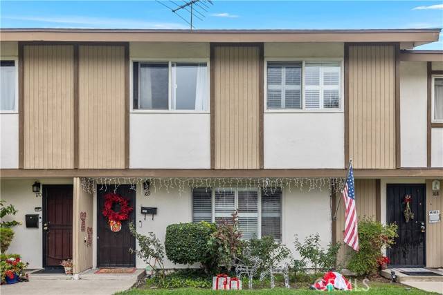 Tustin, CA 92780,1722 Mitchell Avenue #169