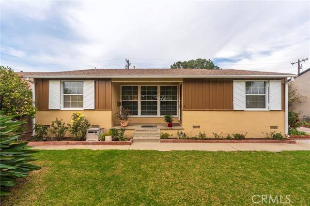 Fullerton, CA 92833,1219 W Elm Avenue