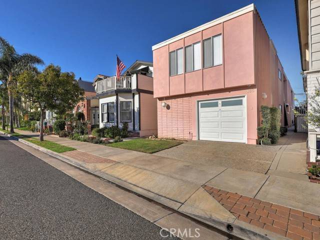 Seal Beach, CA 90740,135 7th Street