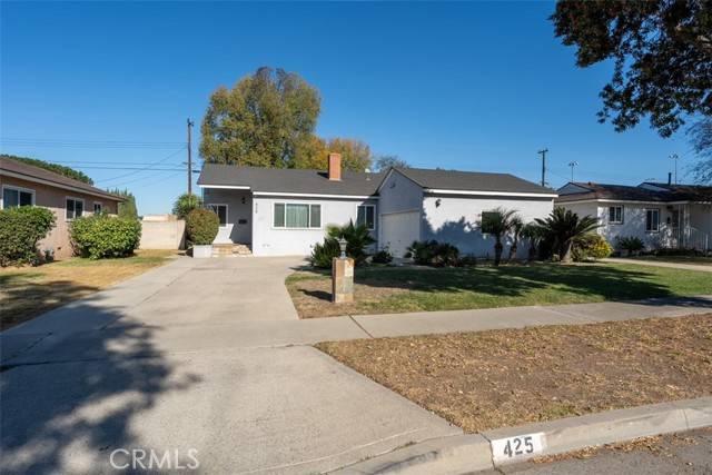 Fullerton, CA 92832,425 W Knepp Avenue