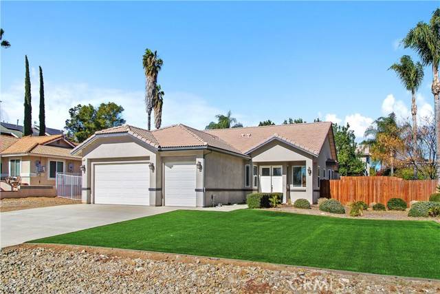 Riverside, CA 92503,14084 moonridge Drive