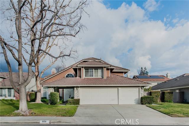 San Dimas, CA 91773,956 N Walnut Avenue