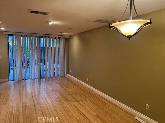 Wilmington (los Angeles), CA 90744,25375 Pine Creek Lane