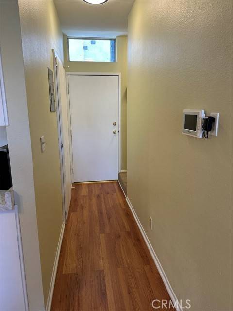 Glendale, CA 91202,1174 Cherry Street #107