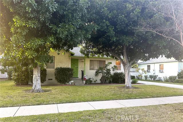 Pico Rivera, CA 90660,8521 Cravell Avenue