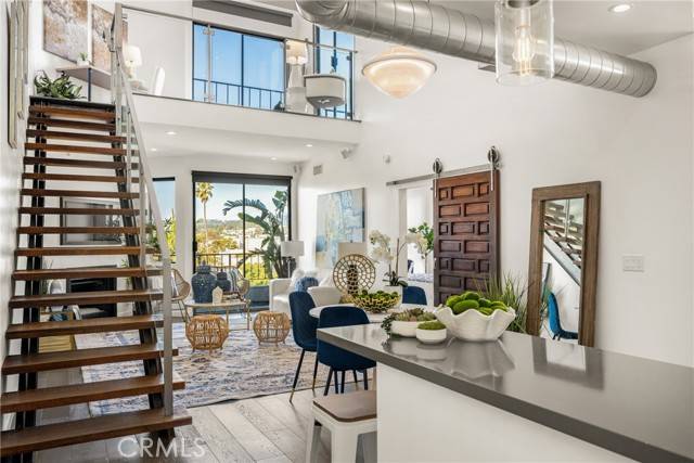 West Hollywood, CA 90048,660 N Sweetzer Avenue #302