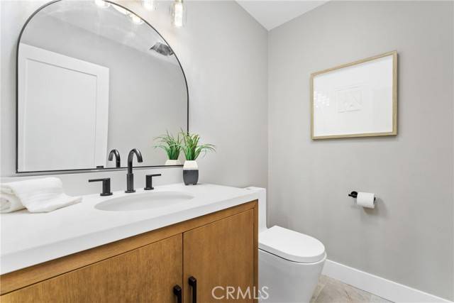 Long Beach, CA 90815,2110 Radnor Avenue