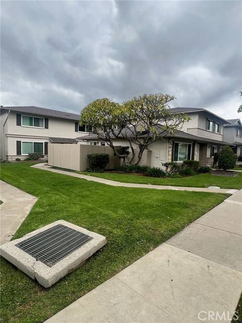 La Habra, CA 90631,161 Greentree Lane #3