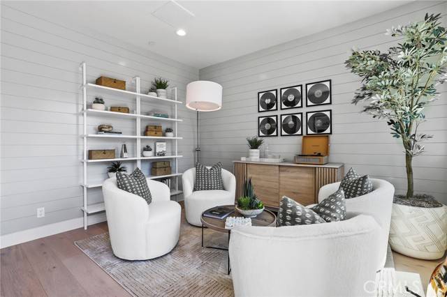 Huntington Beach, CA 92648,19011 Main Street #121