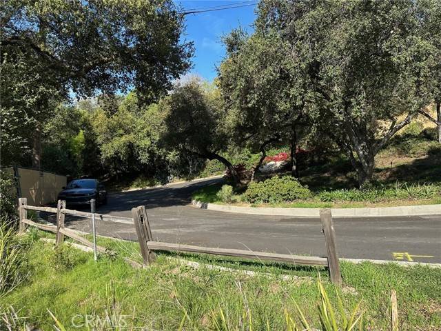 Monrovia, CA 91016,976 Ridgeside