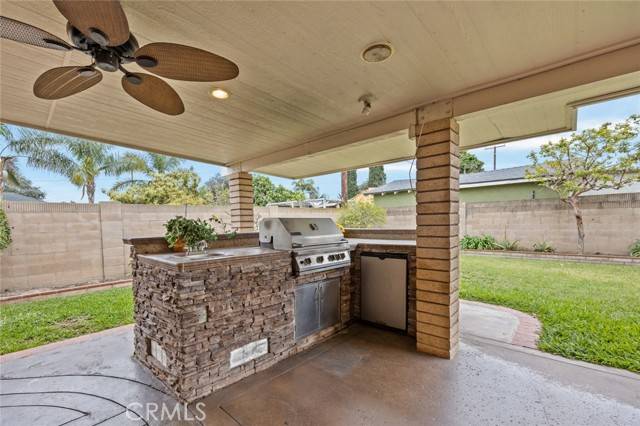 Santa Ana, CA 92707,1034 W Saint Andrew Place