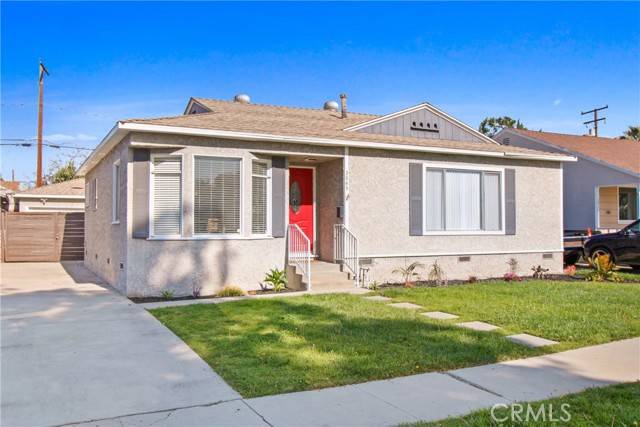 Long Beach, CA 90808,3865 N Los Coyotes Diagonal