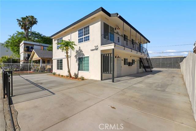 Santa Ana, CA 92701,315 S Garnsey St