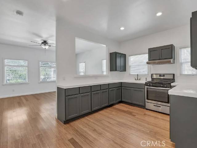 Long Beach, CA 90802,1912 E 2nd Street