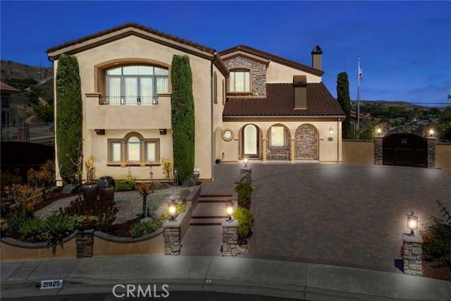 Yorba Linda, CA 92887,21925 Heatheridge Drive