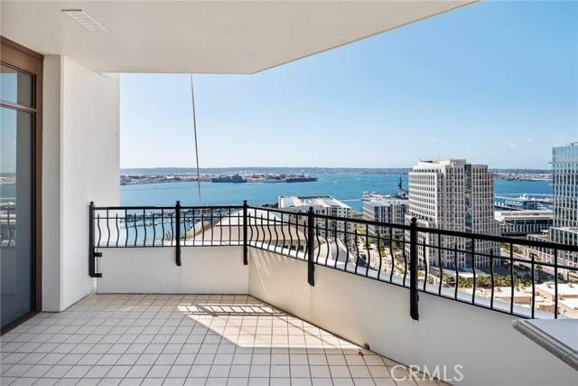 San Diego, CA 92101,700 W Harbor Drive #2301