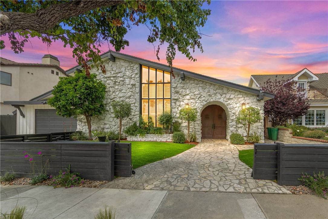 Rossmoor Socal, CA 90720,12691 Silver Fox Road