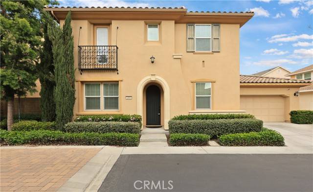 Irvine, CA 92618,213 Wicker
