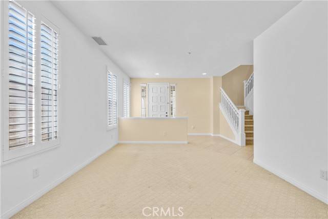 Brea, CA 92823,3631 Starling Way