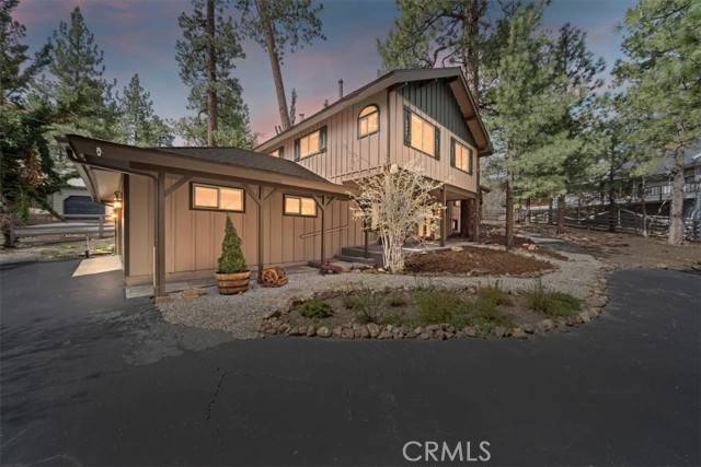 Big Bear Lake, CA 92315,41604 Hummingbird Lane