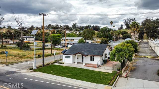 Lake Elsinore, CA 92530,16636 Lakeshore Drive