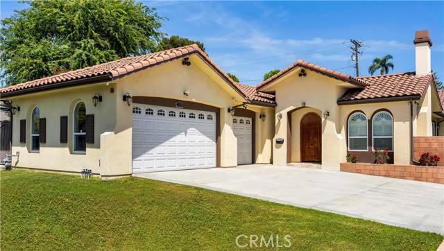 Santa Ana, CA 92706,1715 N Flower Street