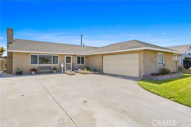 Huntington Beach, CA 92647,14422 Fairview Lane