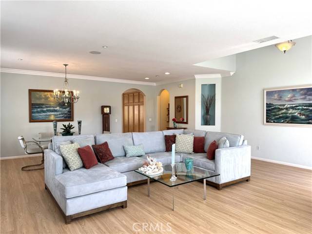 Placentia, CA 92870,328 Rodarte Place