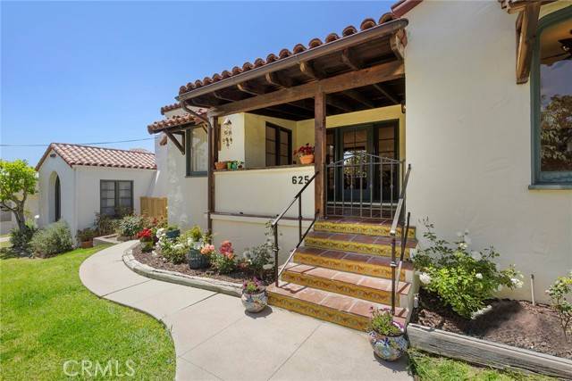 Fullerton, CA 92832,625 N Richman Avenue