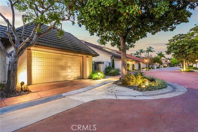 Long Beach, CA 90807,637 Avery Place