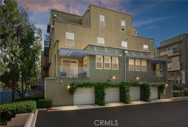 Santa Ana, CA 92705,640 E Jeanette Lane