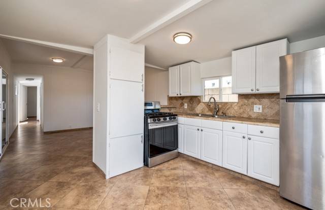 Torrance, CA 90503,20550 Earl Street #49
