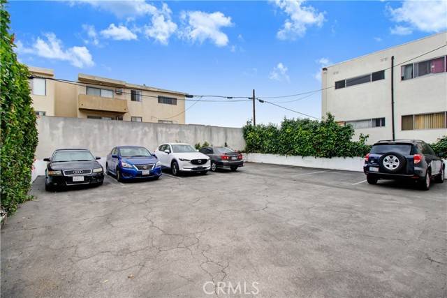 Los Angeles, CA 90029,1256 N Kingsley Drive